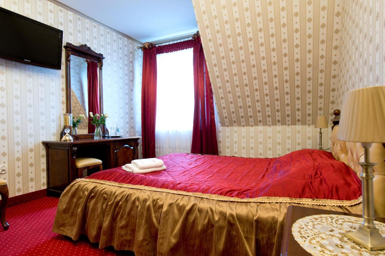 Hotel Campari Góra Motyczna エクステリア 写真