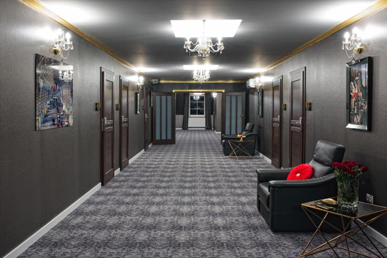 Hotel Campari Góra Motyczna エクステリア 写真